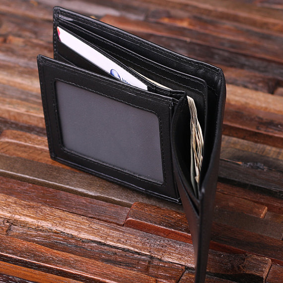 Men’s Personalized Engraved Monogrammed Black Leather Wallet ID Pocket T-024979